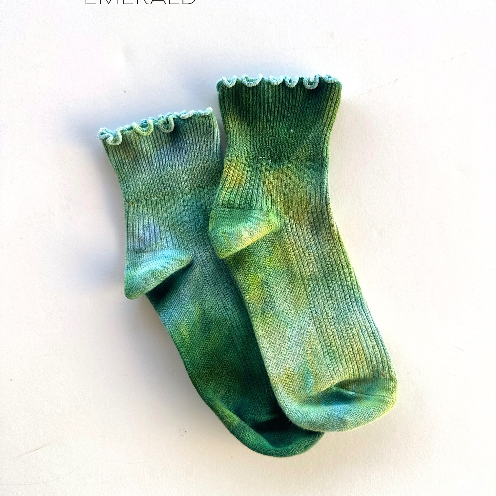 Tie Dye Jade Green Ruffle Socks, Womens Mid Crew Cotton Ruffle Socks Ice Dyed